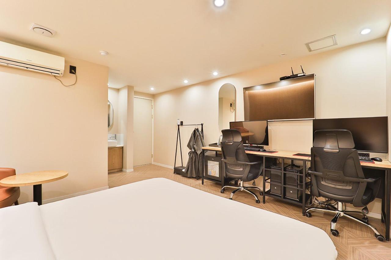 סיאול Jamsil Tomgi Hotel מראה חיצוני תמונה