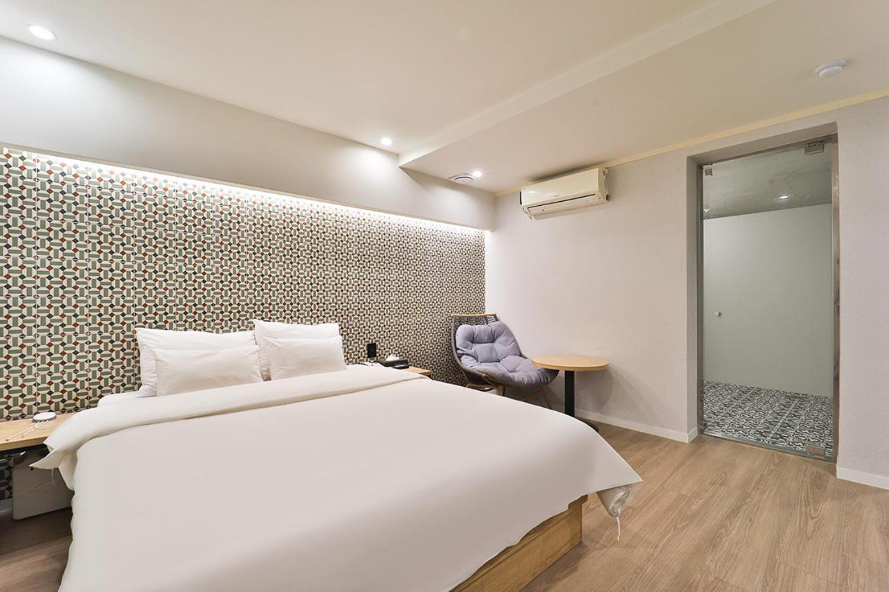 סיאול Jamsil Tomgi Hotel מראה חיצוני תמונה