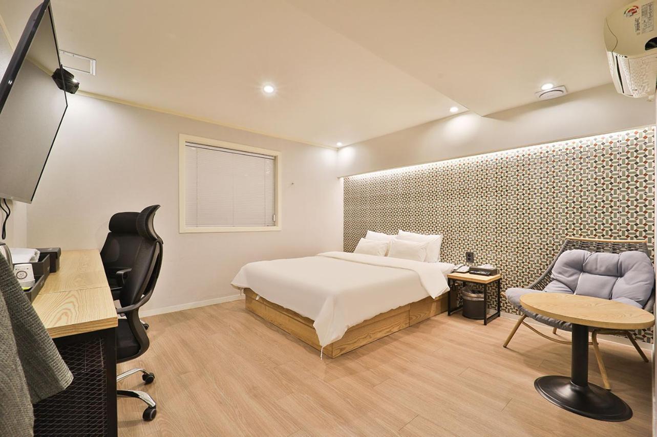 סיאול Jamsil Tomgi Hotel מראה חיצוני תמונה