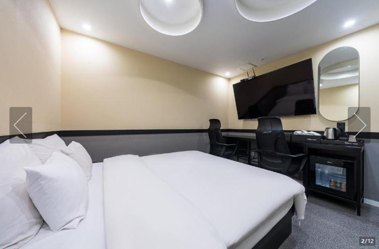 סיאול Jamsil Tomgi Hotel מראה חיצוני תמונה